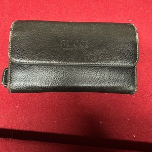 Gucci wallet